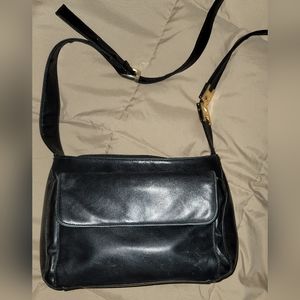 Black shouder bag